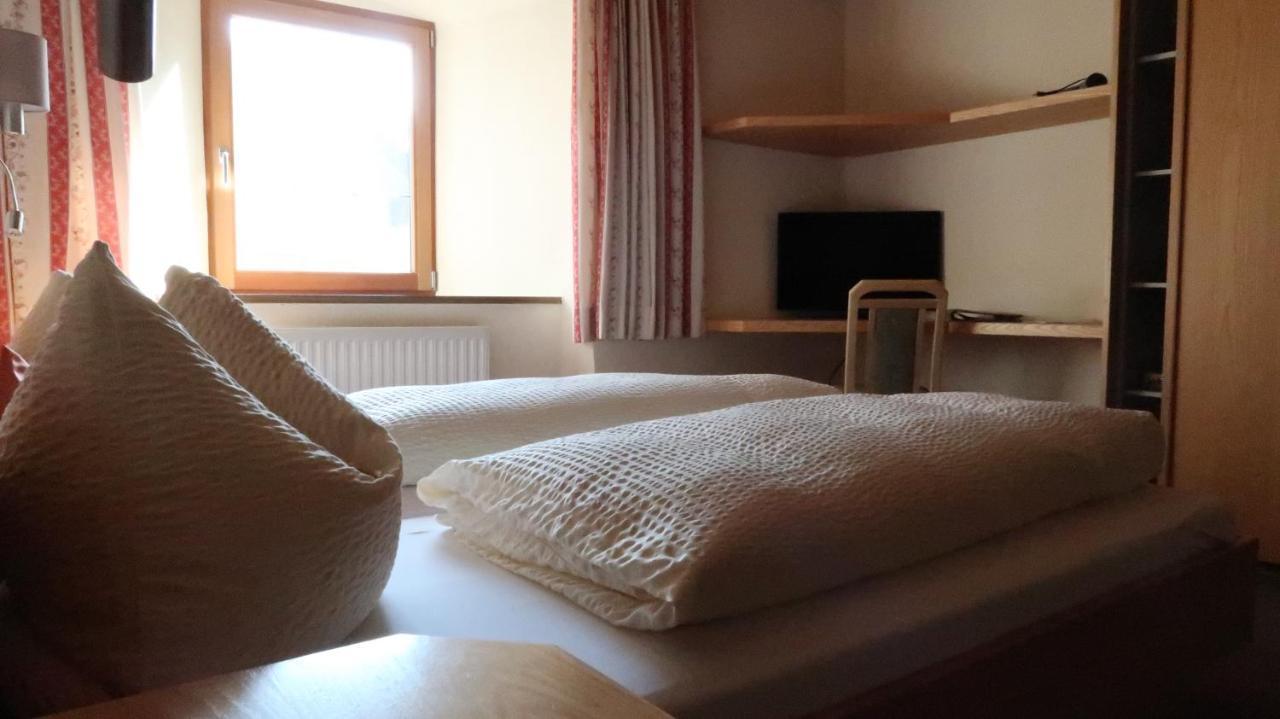 Hotel Garni Loewen Silz المظهر الخارجي الصورة